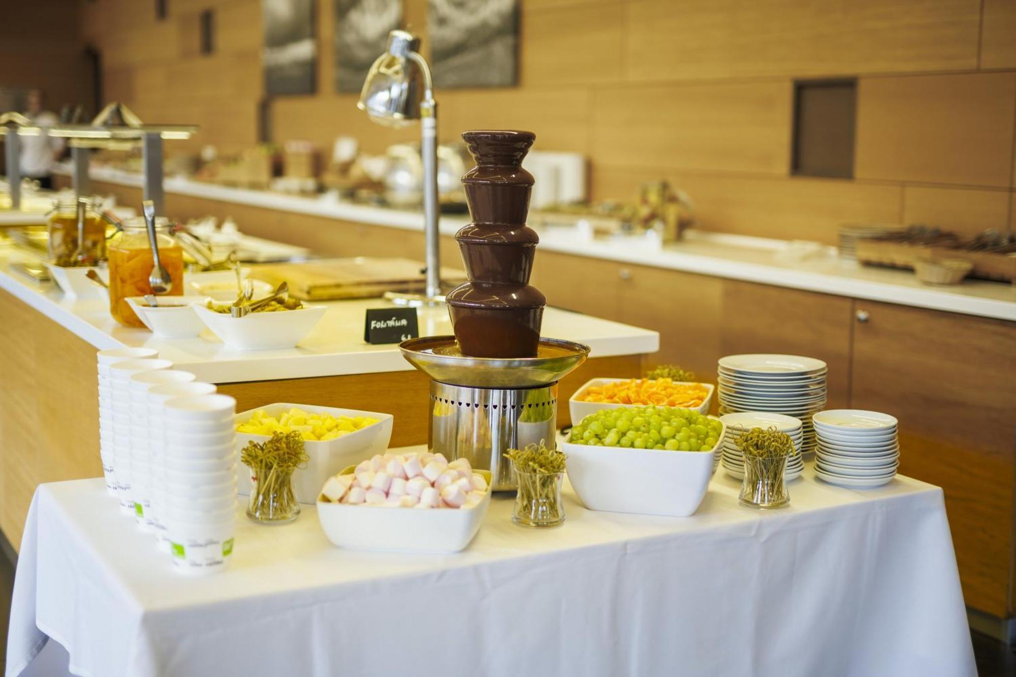 Wellness Hotel Vista Dolni Morava Bagian luar foto